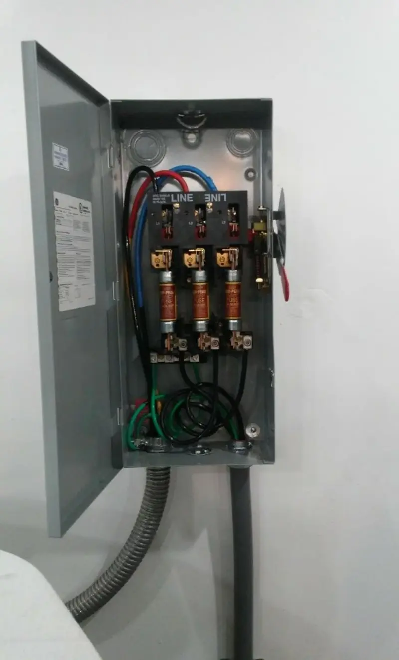 Three-phase disconnect switch installed for Electrical Wiring & Rewiring in Clyde Hill