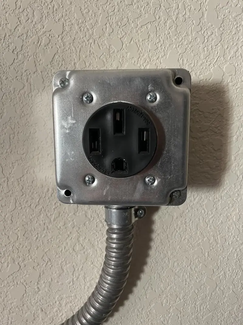 NEMA 14-50 outlet installed for Smart Home Electrical in Clyde Hill